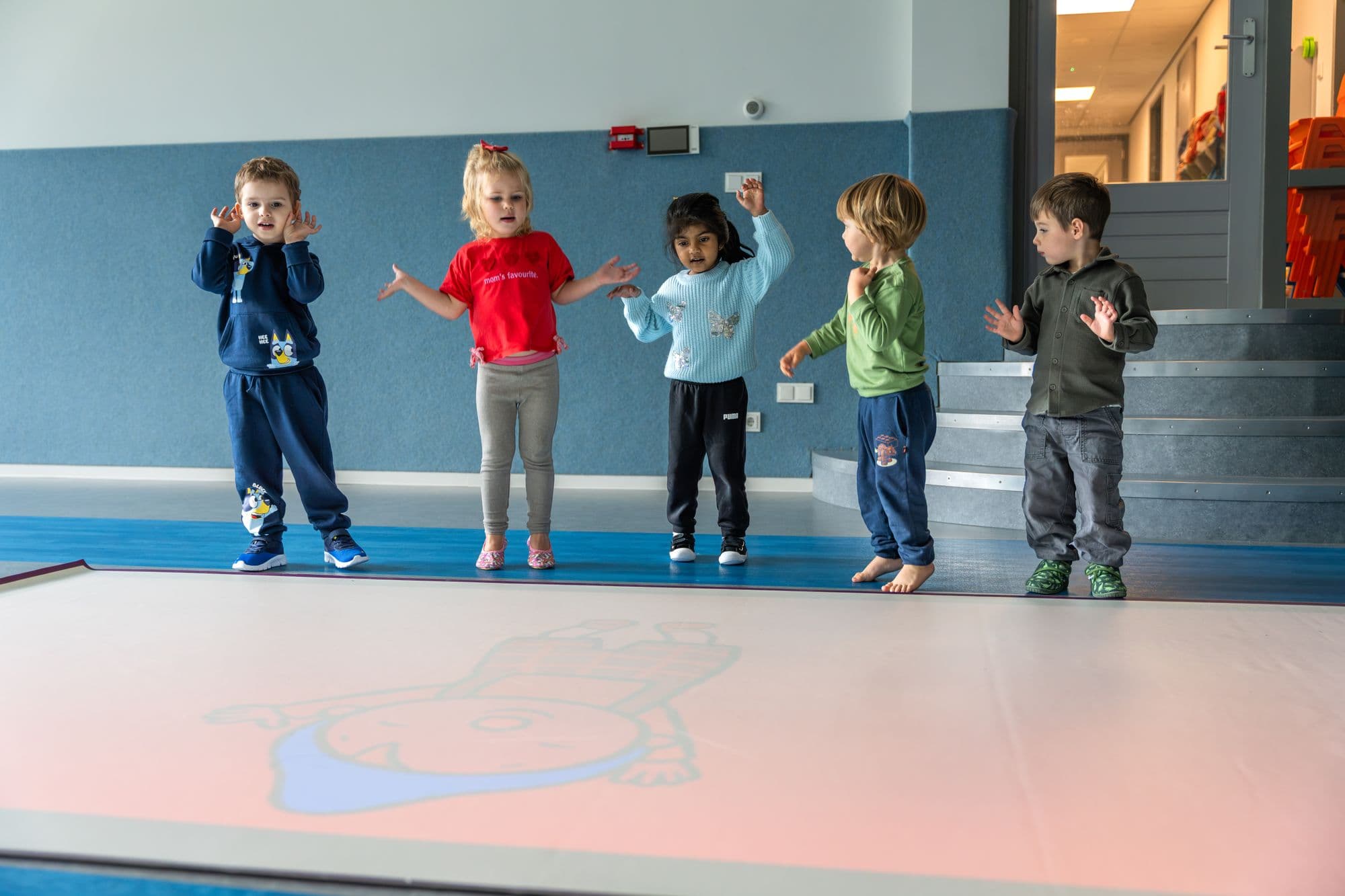 Kinderen bij KDV Zonnebloemweg